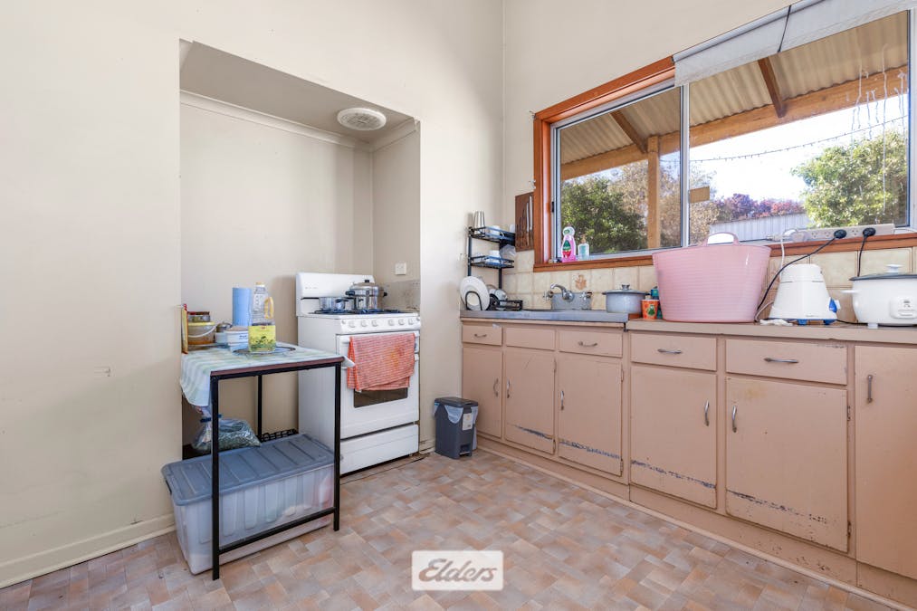 21 Farrell Street, Ouyen, VIC, 3490 - Image 3