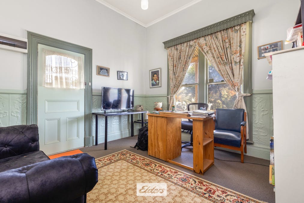 21 Farrell Street, Ouyen, VIC, 3490 - Image 5