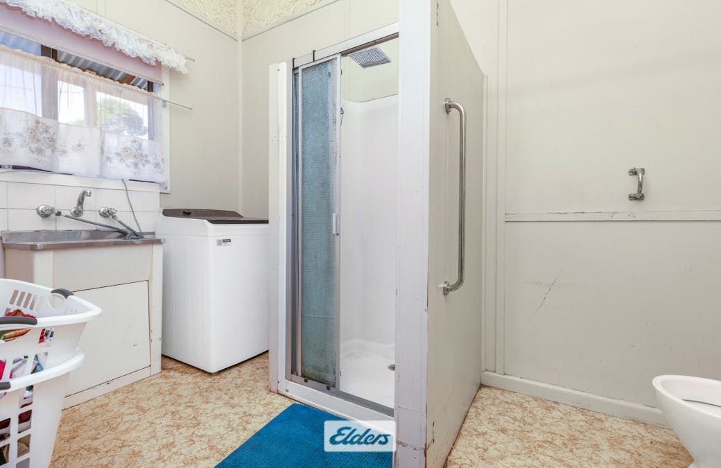 21 Farrell Street, Ouyen, VIC, 3490 - Image 8