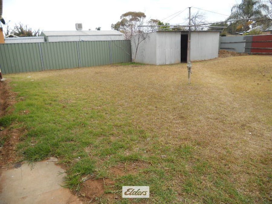 8 Hazeldene Street, Mildura, VIC, 3500 - Image 12