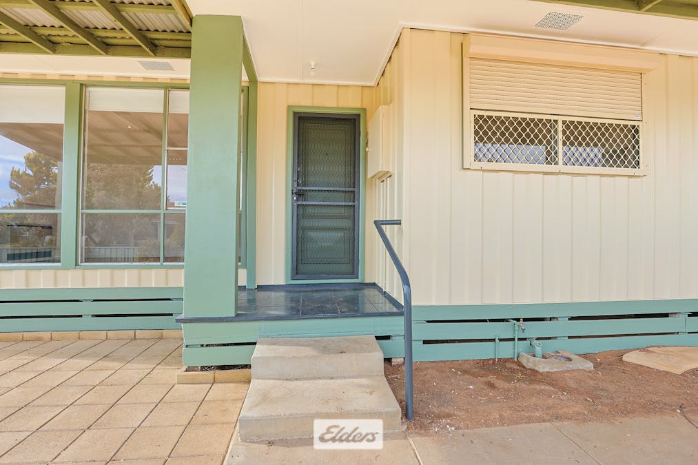 8 Hazeldene Street, Mildura, VIC, 3500 - Image 3