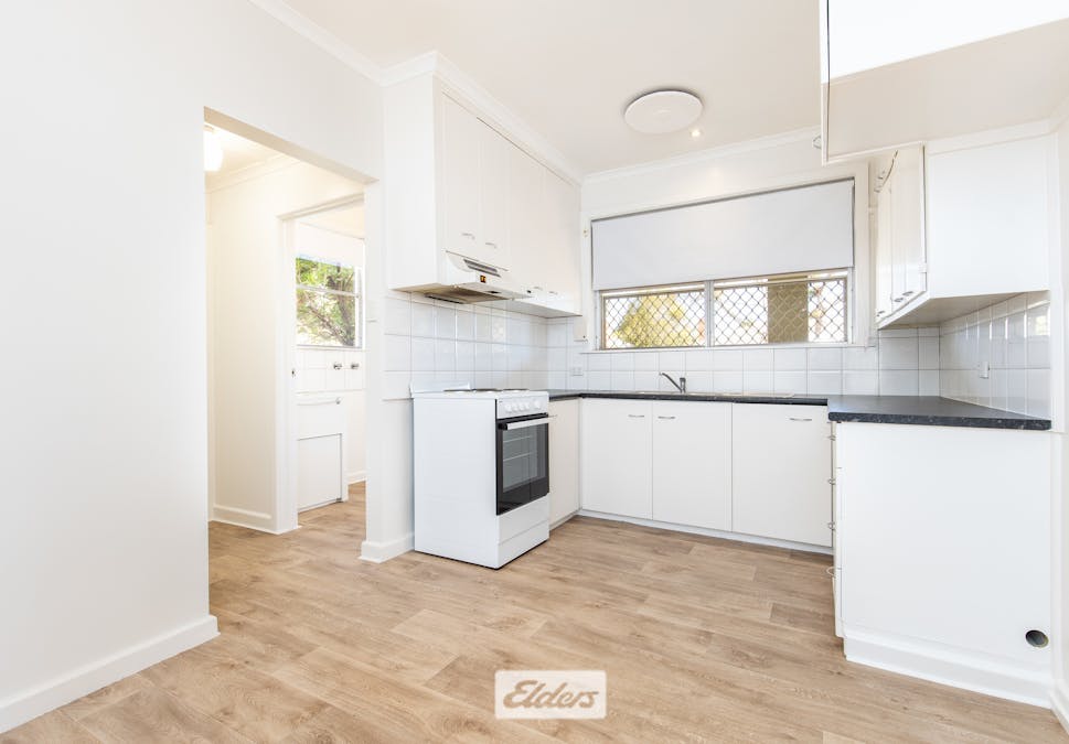 8 Hazeldene Street, Mildura, VIC, 3500 - Image 6