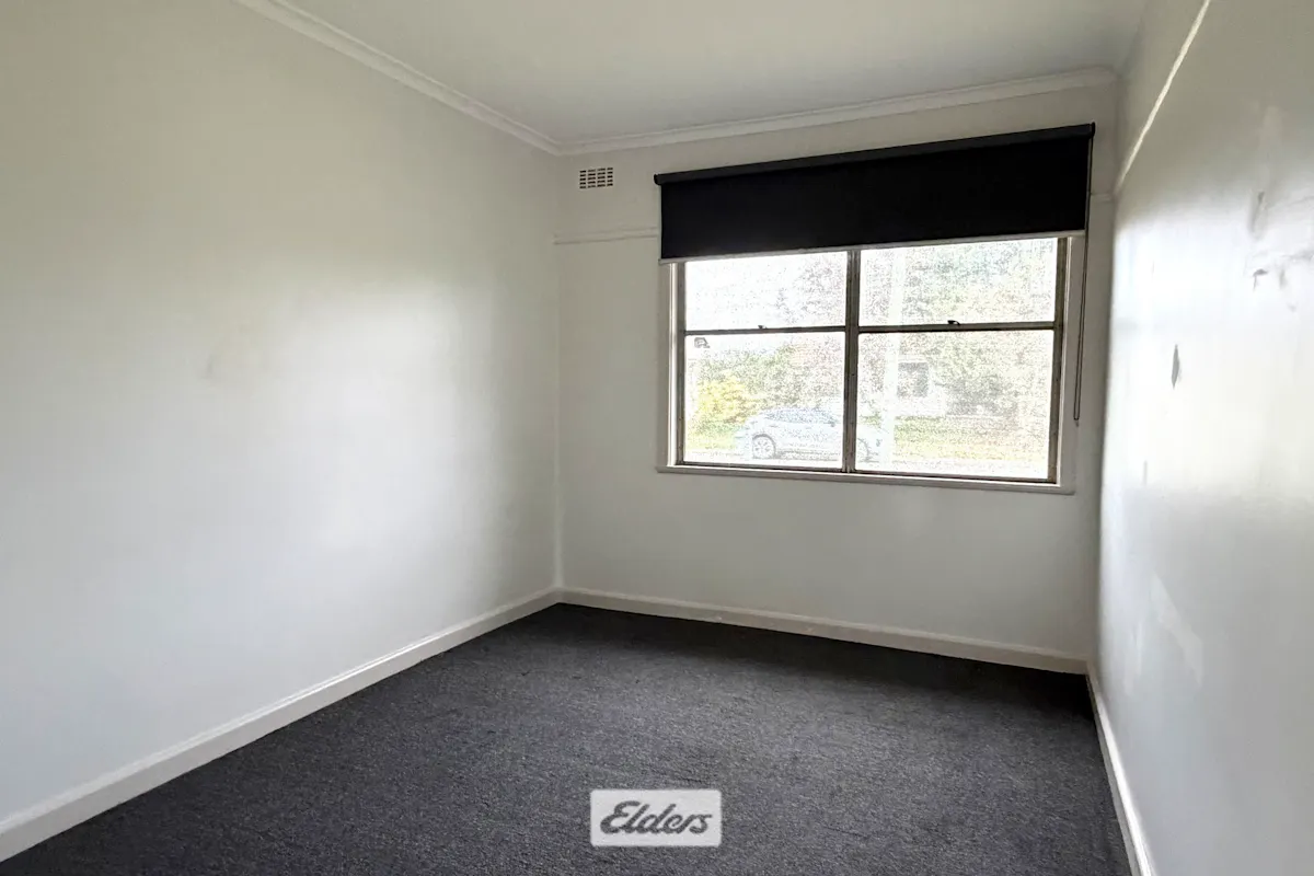 10 Hazeldene Street — photo 8 of 13