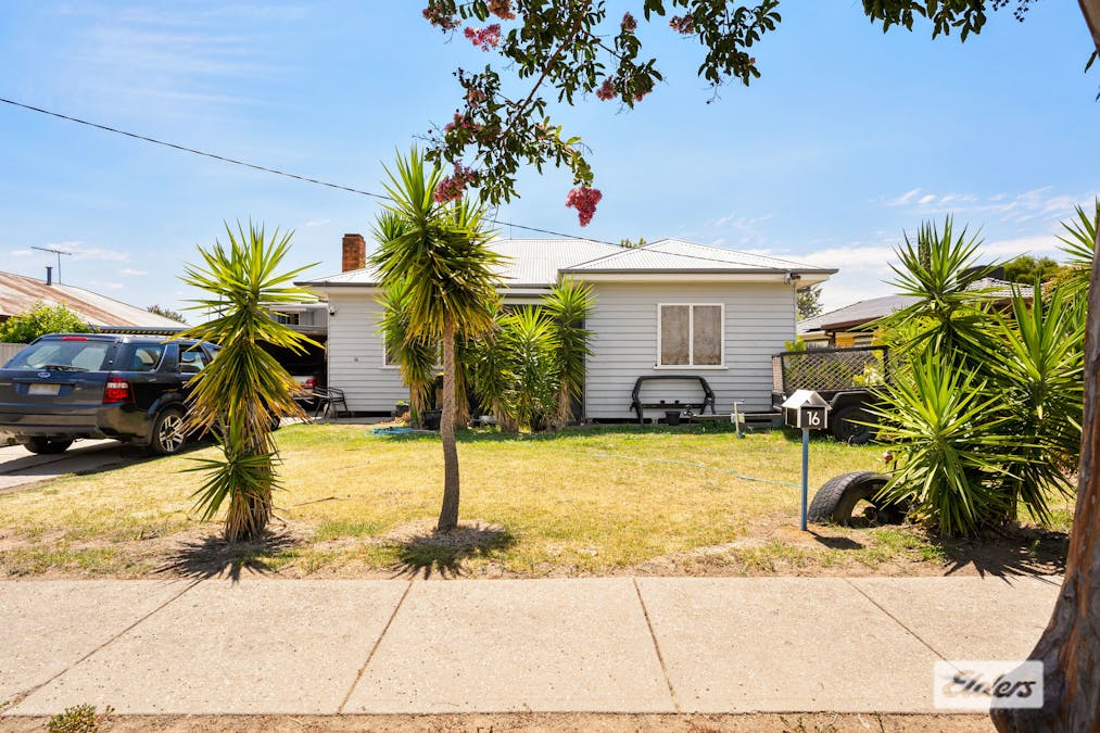 16 Pearce Street, Wodonga, VIC, 3690 - Image 1