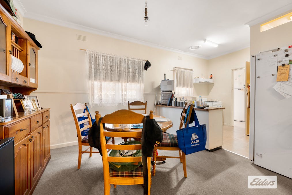 16 Pearce Street, Wodonga, VIC, 3690 - Image 3