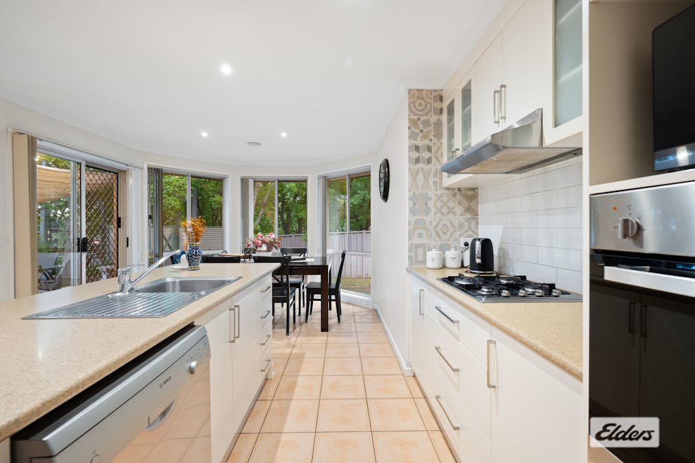 24 Donnington Drive, Wodonga, VIC, 3690 - Image 4