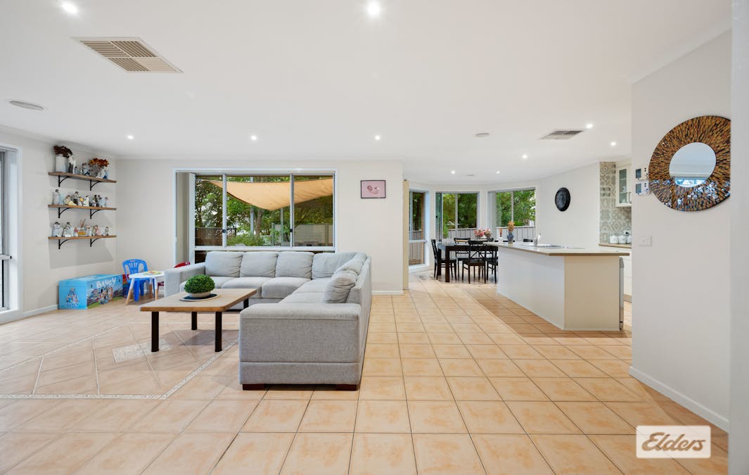 24 Donnington Drive, Wodonga, VIC, 3690 - Image 7