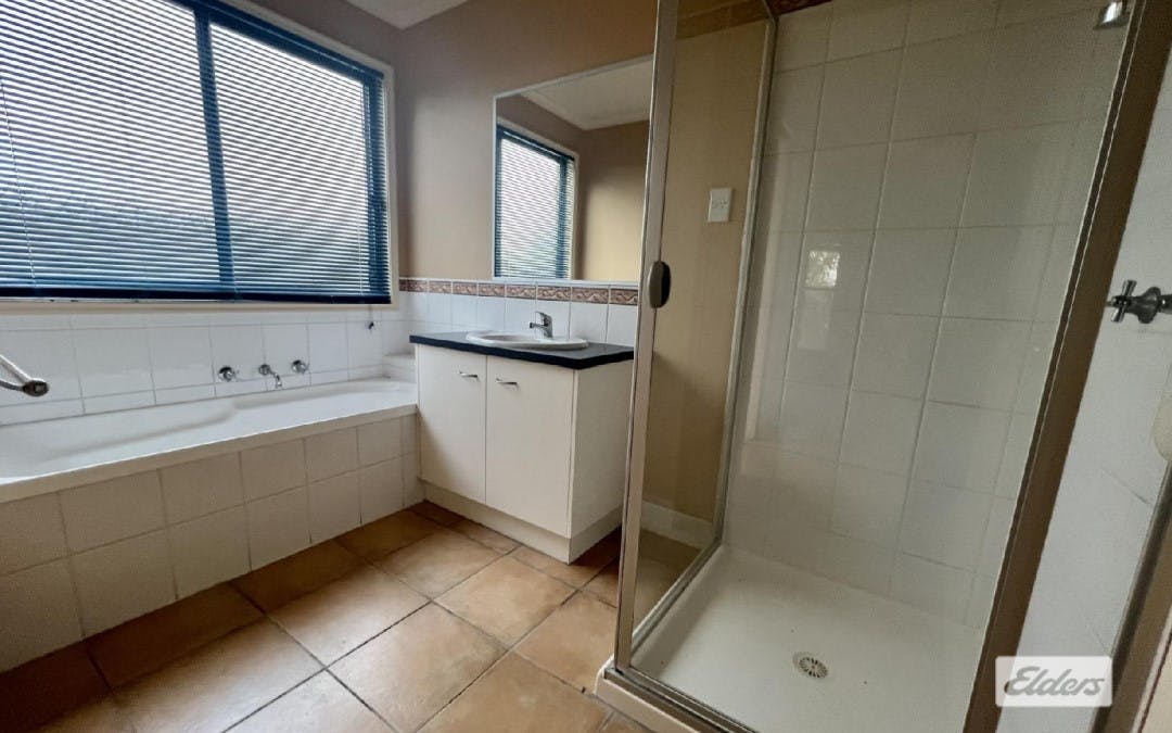 1 Inverness Street, West Wodonga, VIC, 3690 - Image 3