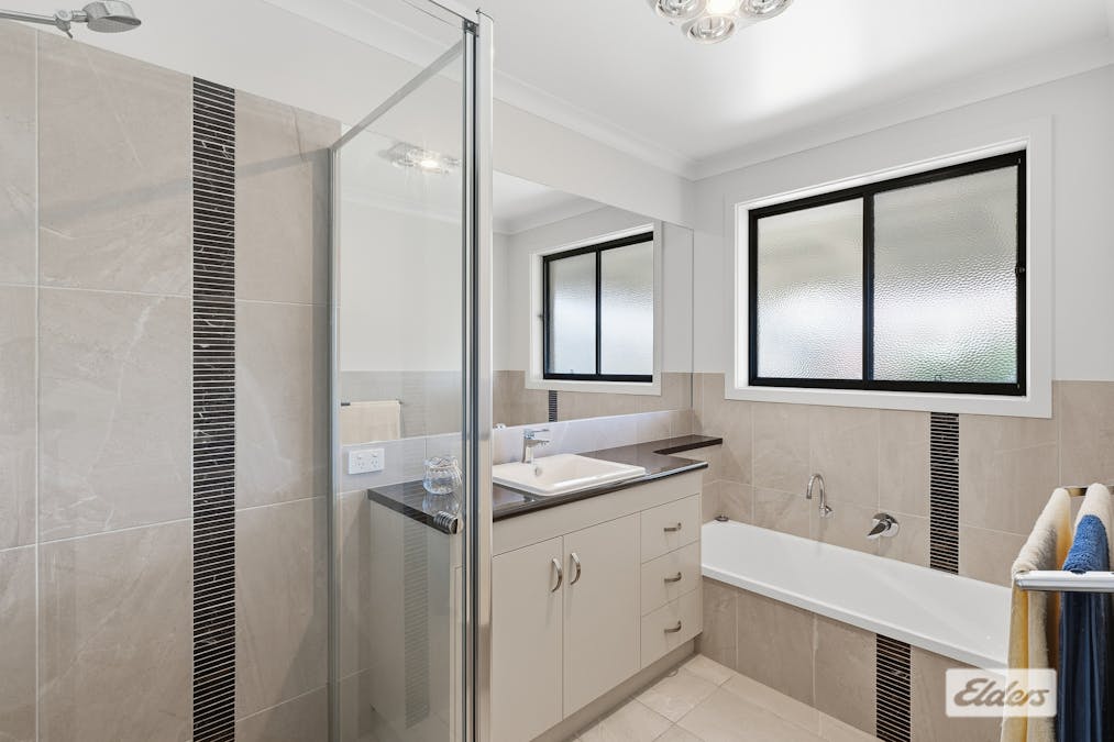 8 Gilson Place, Howlong, NSW, 2643 - Image 11