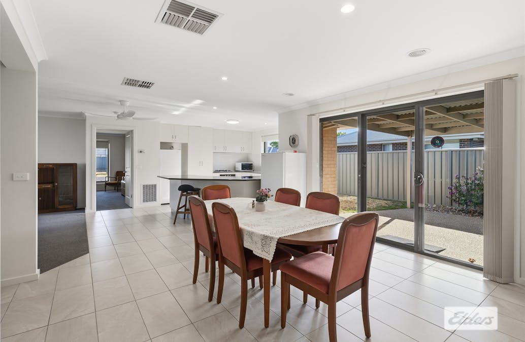 8 Gilson Place, Howlong, NSW, 2643 - Image 5