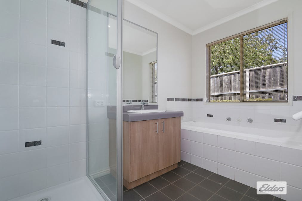 82 Barton Street, West Wodonga, VIC, 3690 - Image 8