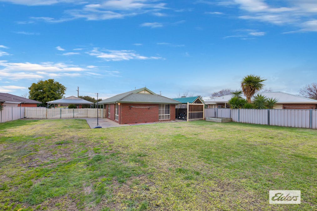 9 Dundee Drive, West Wodonga, VIC, 3690 - Image 14