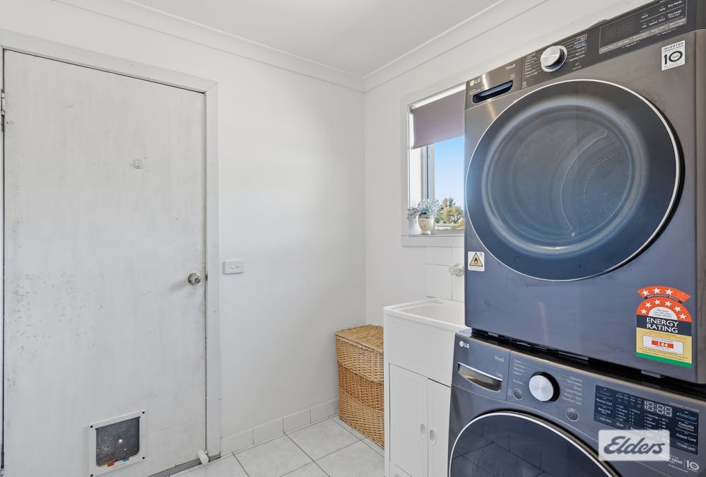 72 Townsend Street, Howlong, NSW, 2643 - Image 12