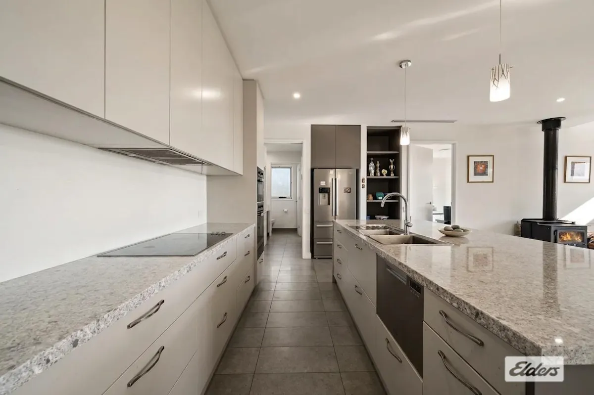 151 Birtles Road — photo 6 of 30