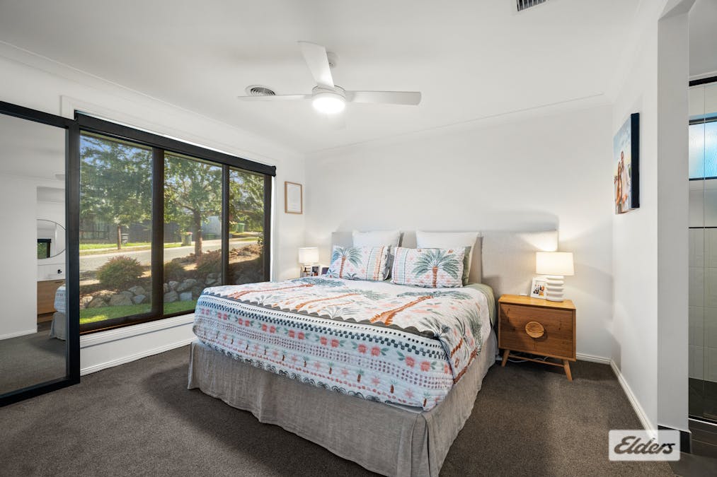 8 Avenel Circuit, Wodonga, VIC, 3690 - Image 13