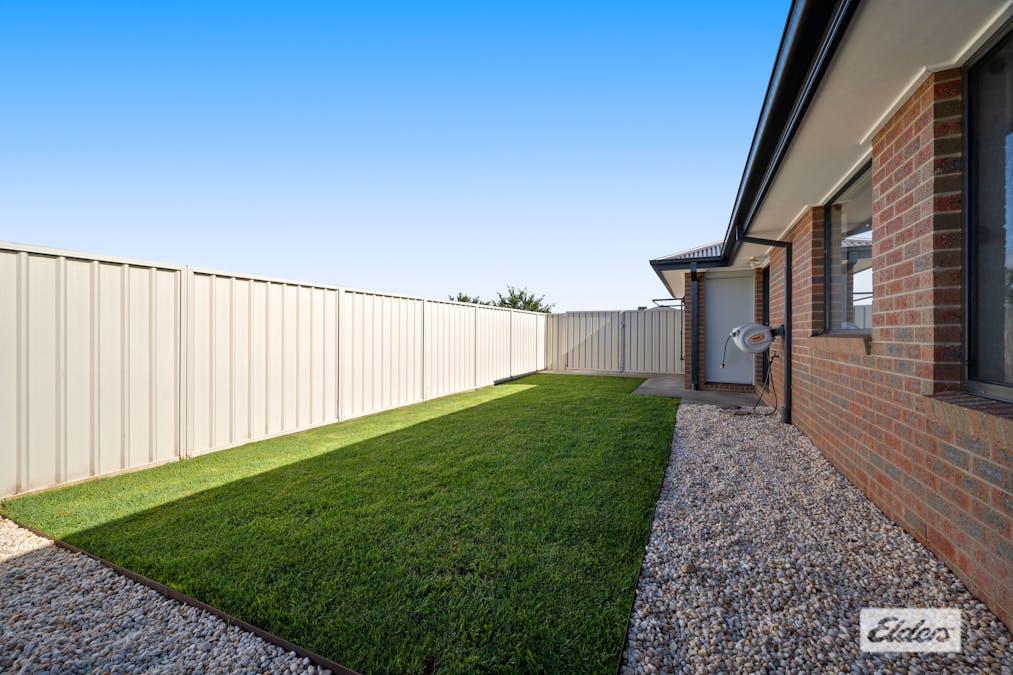 8 Avenel Circuit, Wodonga, VIC, 3690 - Image 27