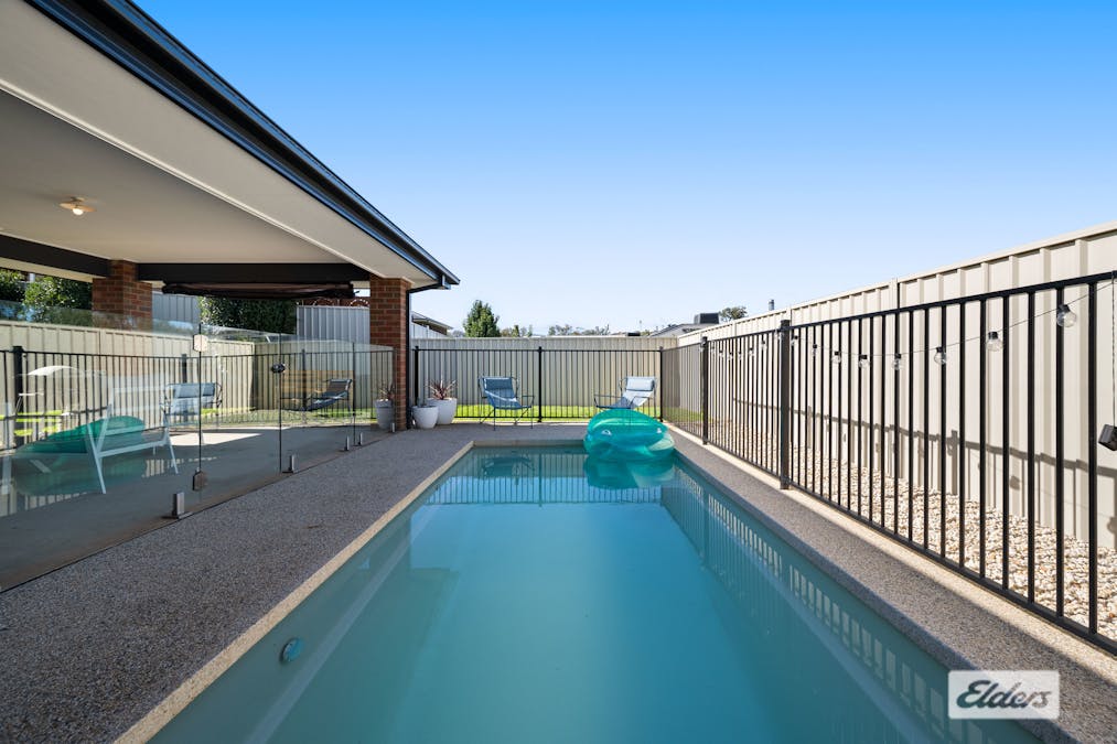 8 Avenel Circuit, Wodonga, VIC, 3690 - Image 25