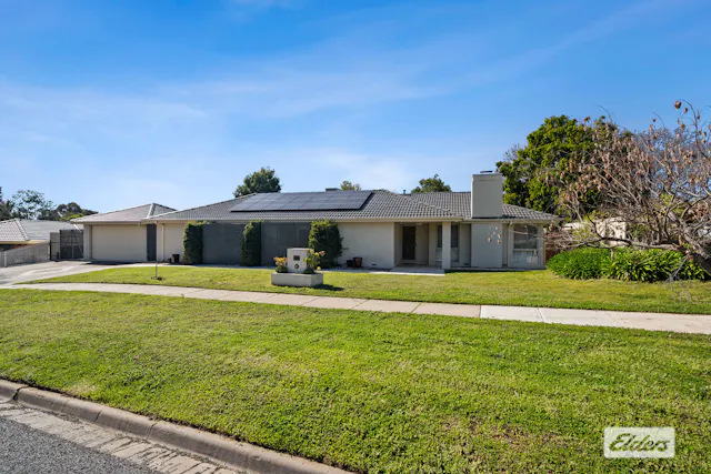 1 Lawson Street — photo from Elders Real Estate Albury/Wodonga