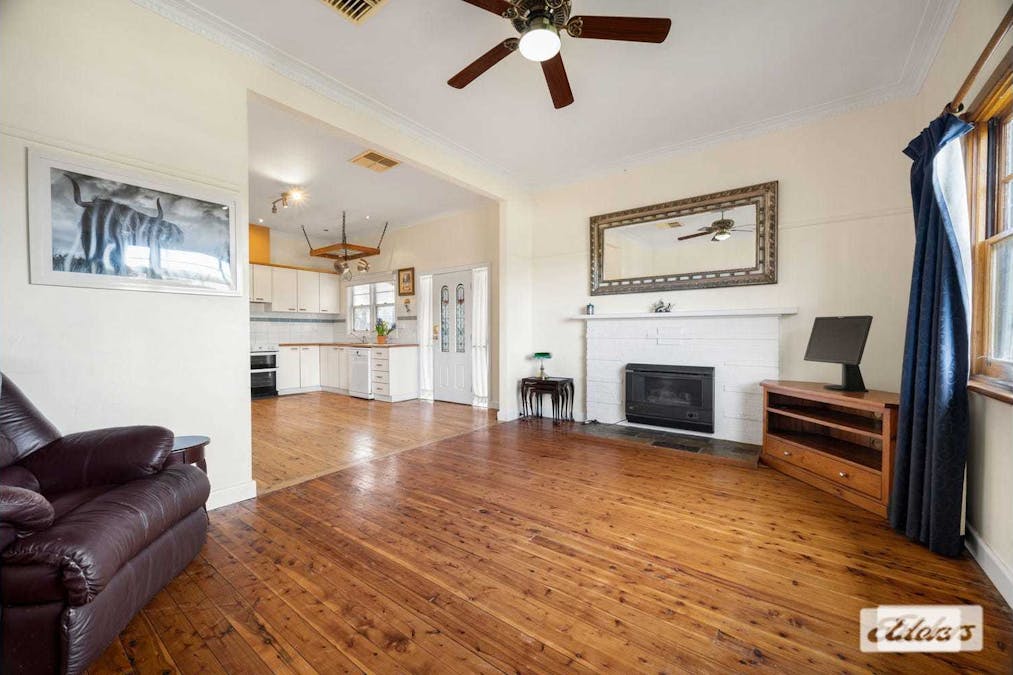 53 Campbell Street, Rutherglen, VIC, 3685 - Image 2