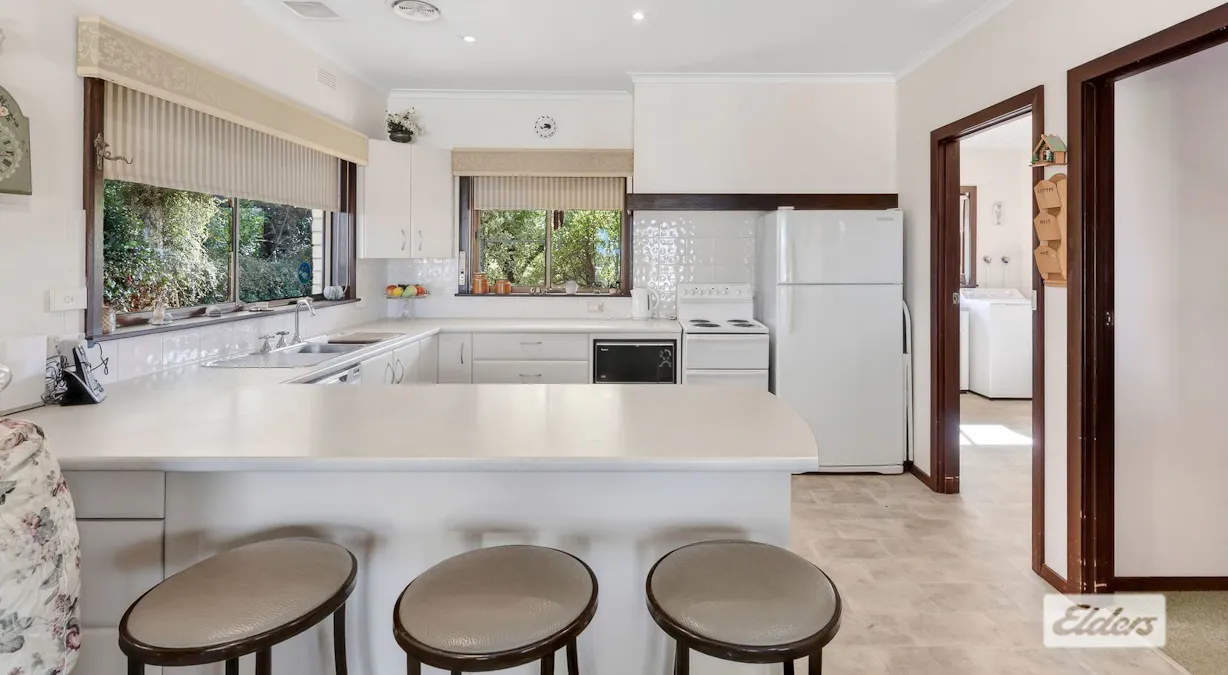 25 Campbell Street, Rutherglen, VIC, 3685 - Image 2