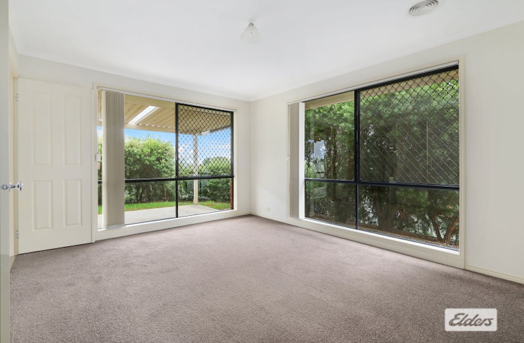21 Carnoustie Avenue, West Wodonga, VIC, 3690 - Image 6