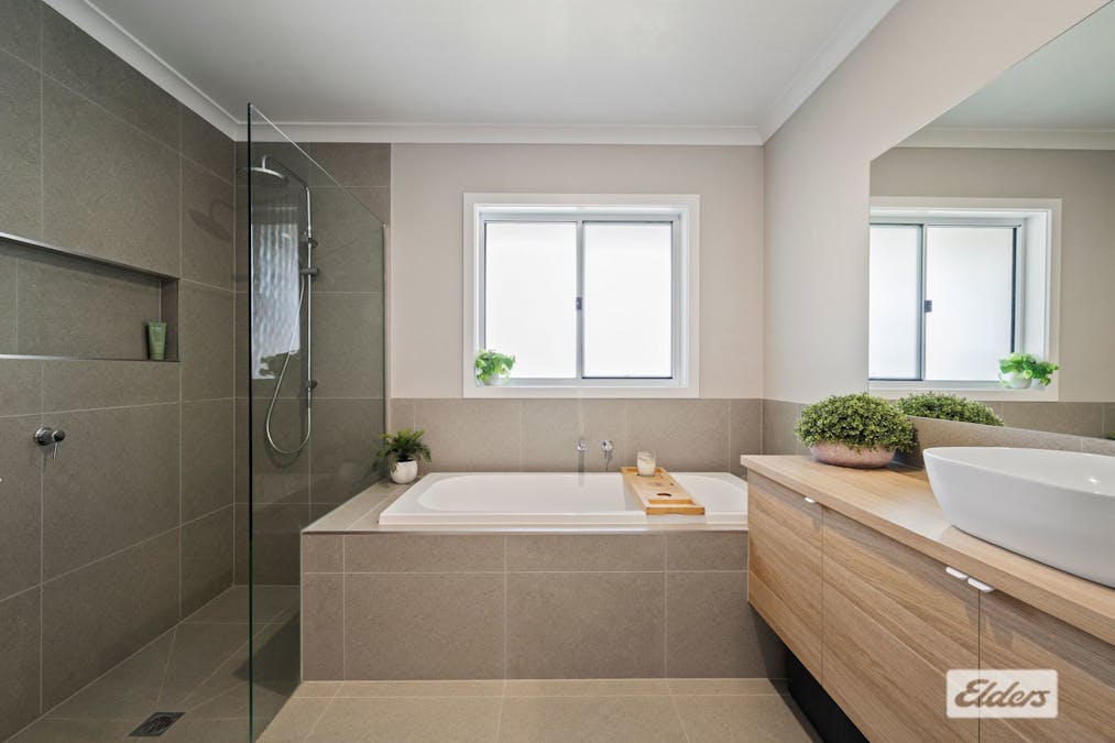 180 Hillford Circuit, Thurgoona, NSW, 2640 - Image 23