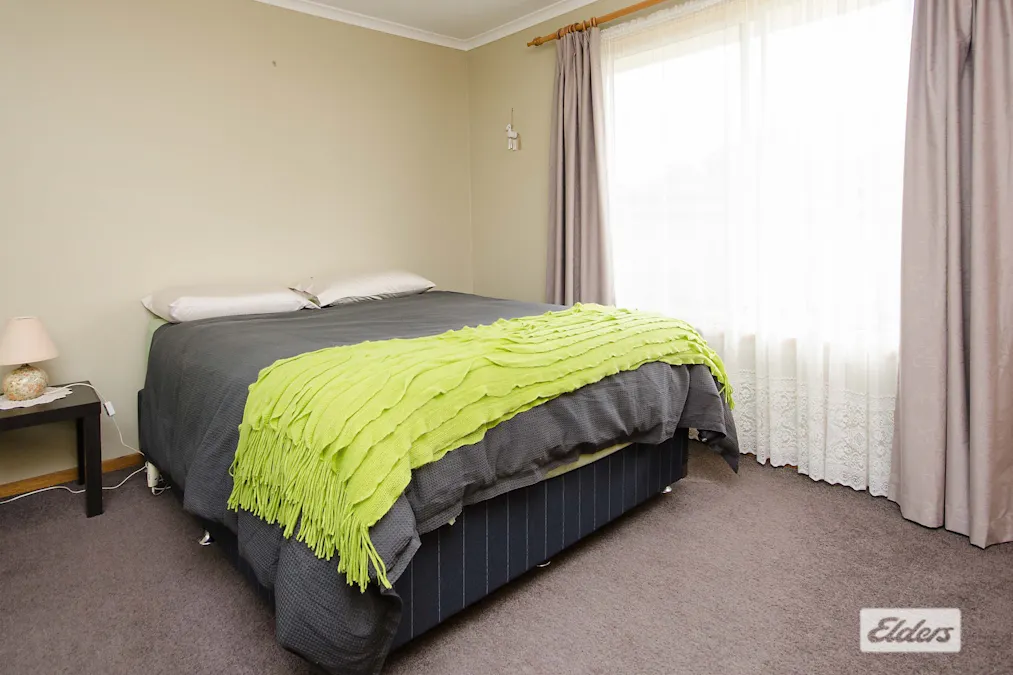 2/23 Chifley Street, Wodonga, VIC, 3690 - Image 4