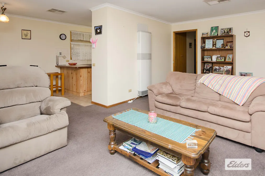 2/23 Chifley Street, Wodonga, VIC, 3690 - Image 3