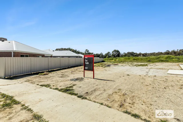 17 Chandler Street — photo from Elders Real Estate Albury/Wodonga