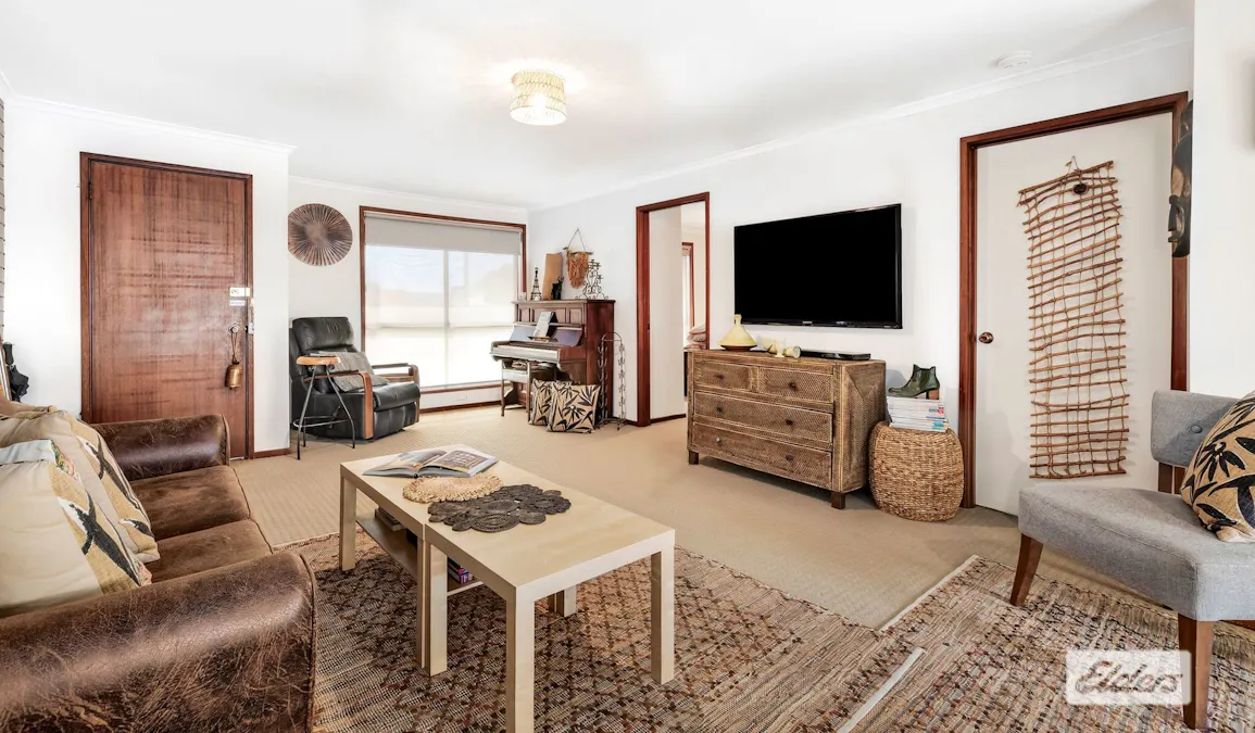 2/17 Angus Avenue, West Wodonga, VIC, 3690 - Image 6