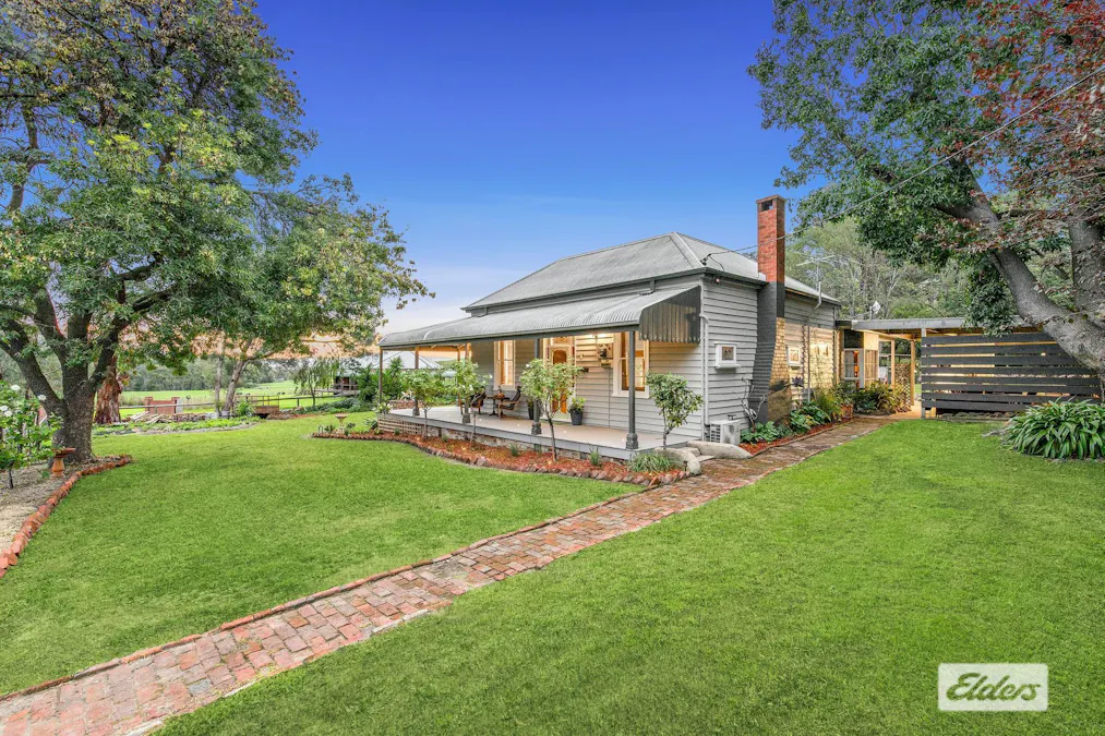 8 Wise Street, Bethanga, VIC, 3691 - Image 1