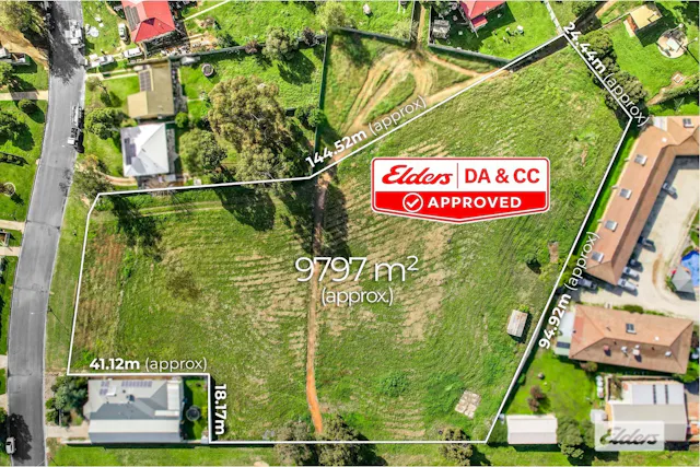 11-15 Pinot Crescent — photo from Elders Real Estate Albury/Wodonga