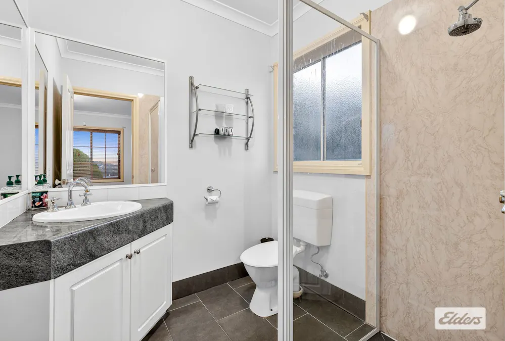 38 Avondale Drive, Wodonga, VIC, 3690 - Image 7