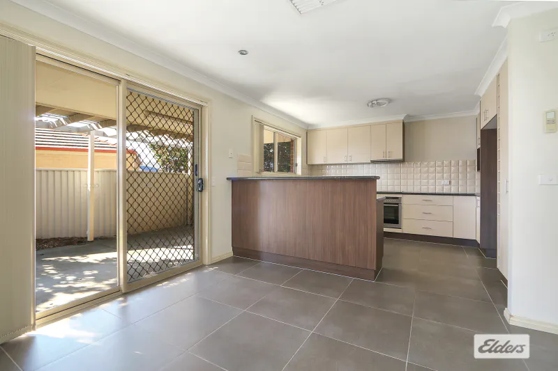 4/3 Wren Court, West Wodonga, VIC, 3690 - Image 4
