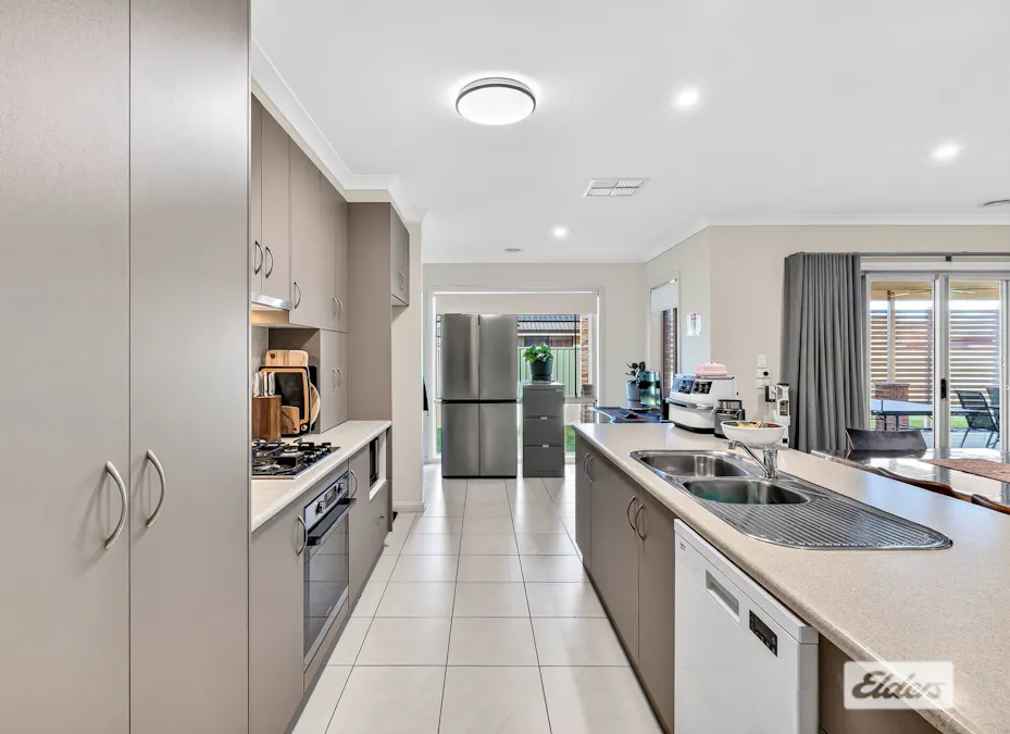 158 Kennedy Street, Howlong, NSW, 2643 - Image 2
