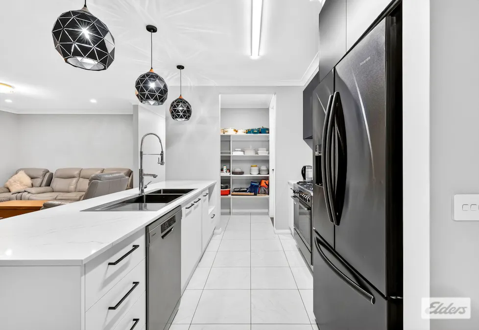 81 Bremer Avenue, Leneva, VIC, 3691 - Image 2