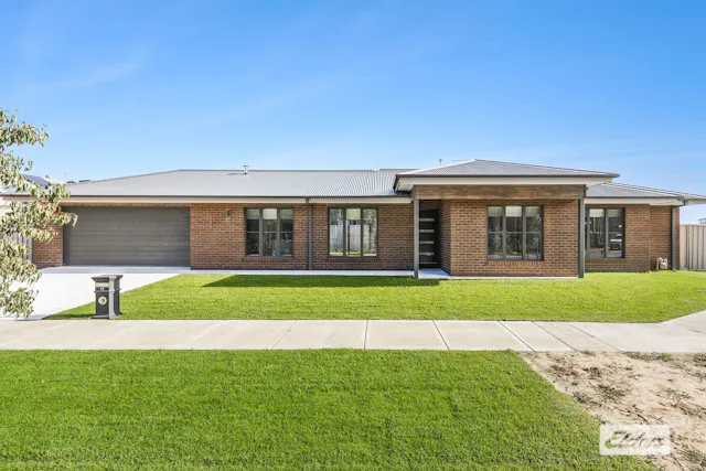 13 Torrens Road — photo from Elders Real Estate Albury/Wodonga