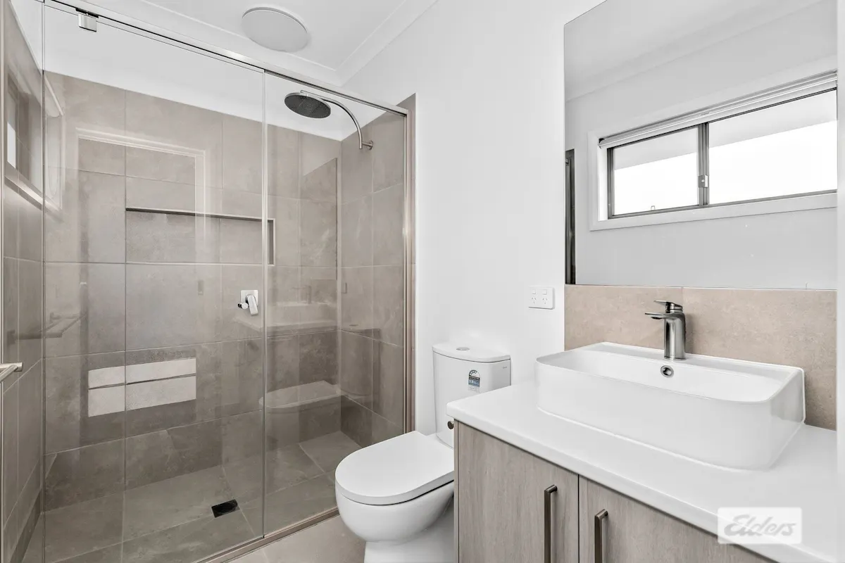 13 Torrens Road — photo 6 of 14