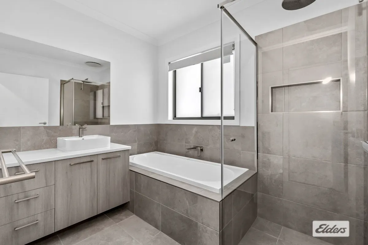 13 Torrens Road — photo 9 of 14