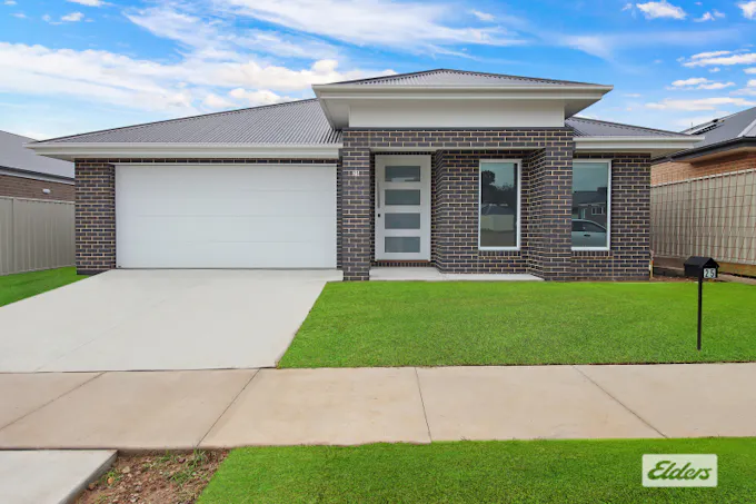 25 Chandler Street, West Wodonga, VIC, 3690 - Image 1