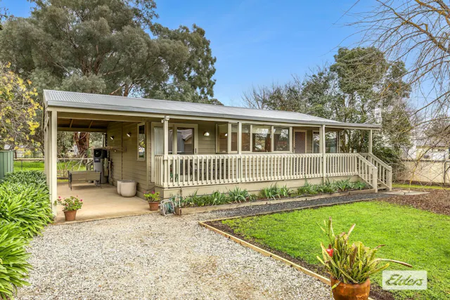 15 Havelock Street — photo from Elders Real Estate Albury/Wodonga