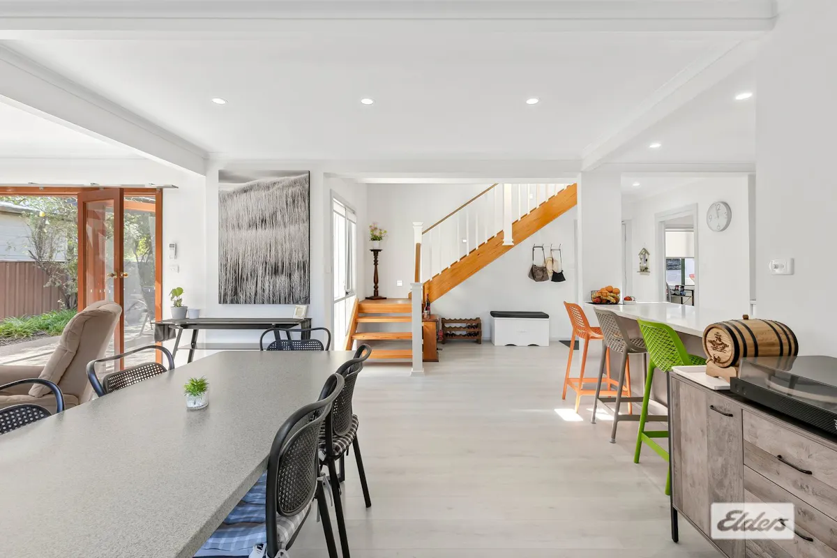 149 Kennedy Street — photo 3 of 14