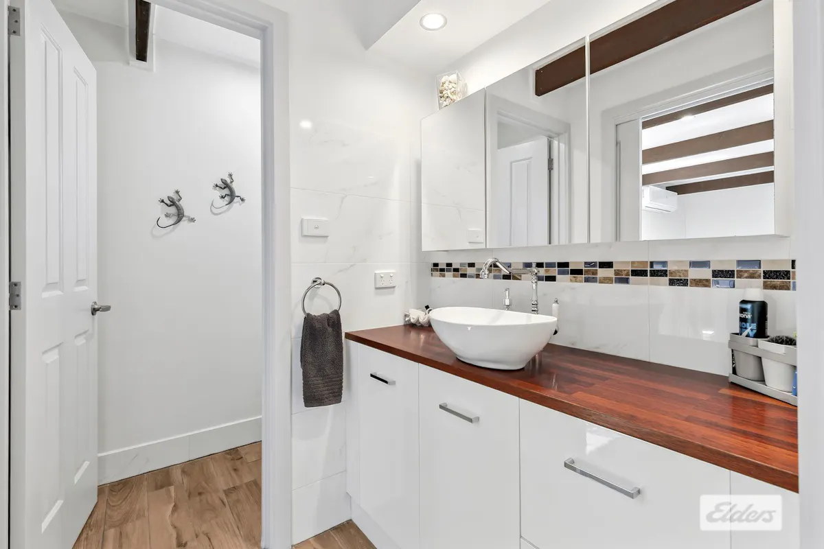 149 Kennedy Street — photo 10 of 14