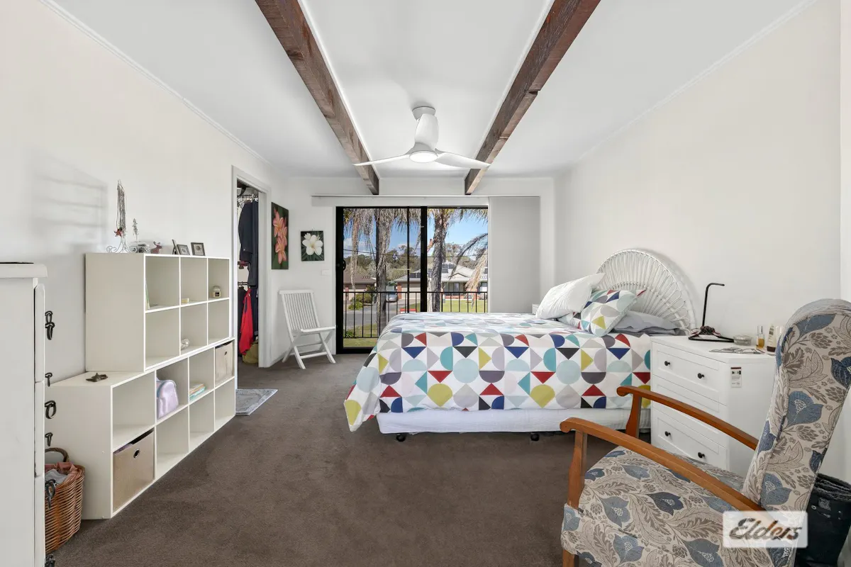 149 Kennedy Street — photo 8 of 14