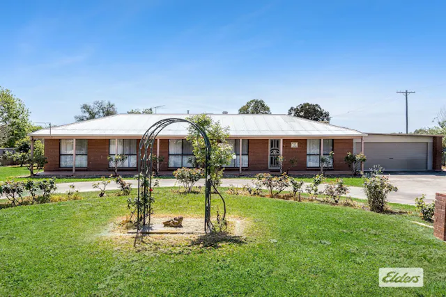 117-119 Bank Street — photo from Elders Real Estate Albury/Wodonga