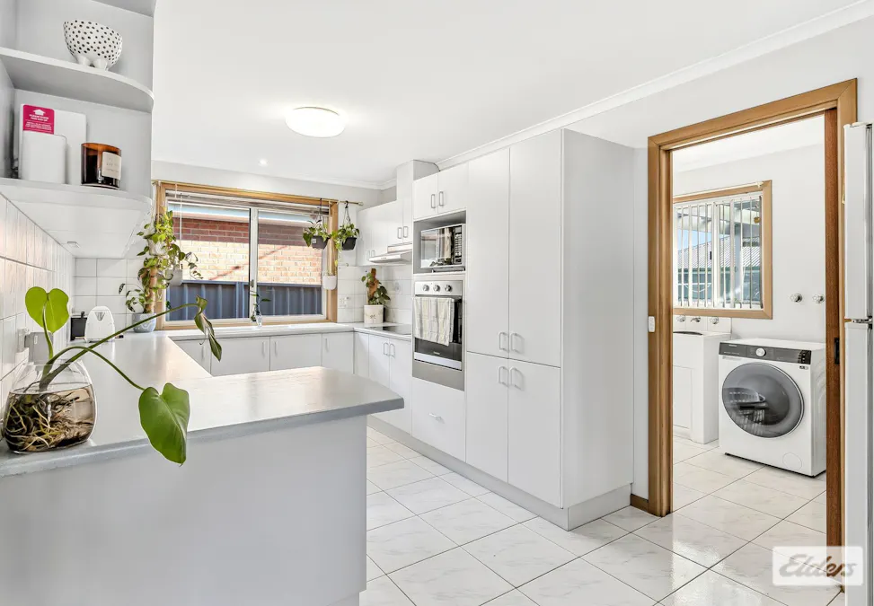 1/5 Milos Boulevard, Wodonga, VIC, 3690 - Image 2