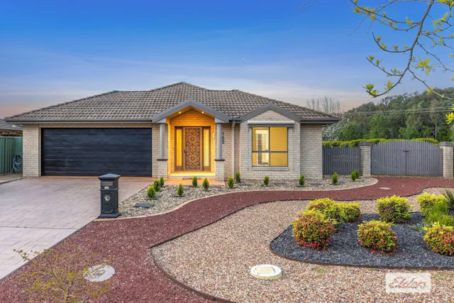 102 Kookaburra Way — photo from Elders Real Estate Albury/Wodonga