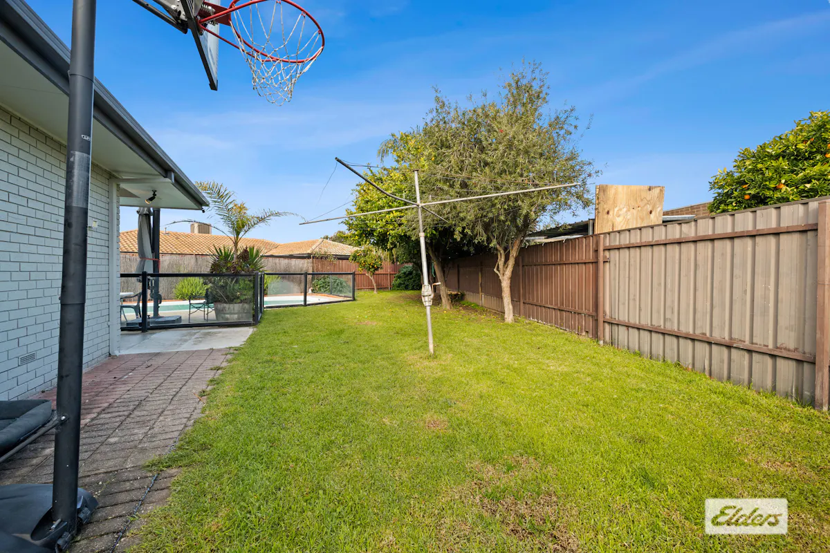 429 Romani Drive — photo 12 of 14