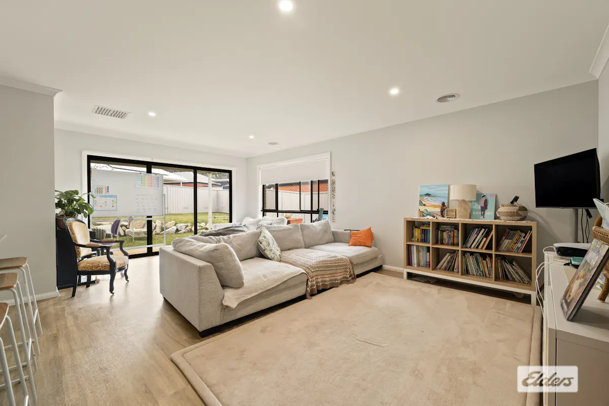 7 Wylie Street — photo 3 of 17