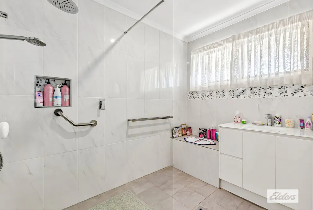 1/18 Pell Street, Howlong, NSW, 2643 - Image 8